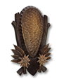 Řezbovaná podložka pod trofej - KM/1
