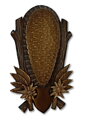 Řezbovaná podložka pod trofej - KM/1